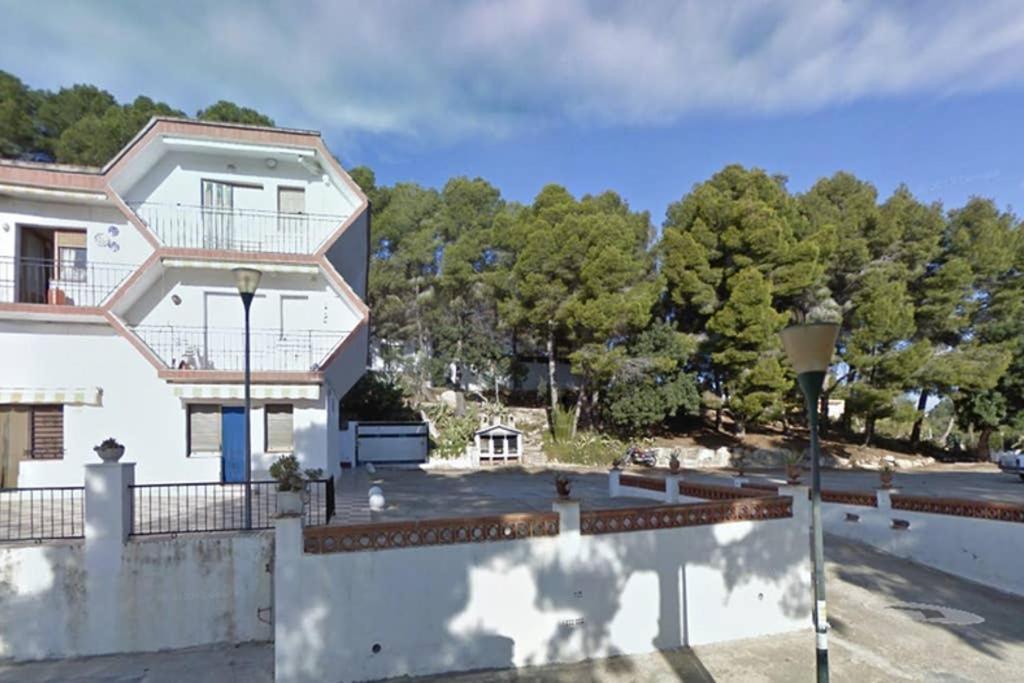 Apartamento Entre La Playa Y La Montana Calafell Exterior photo